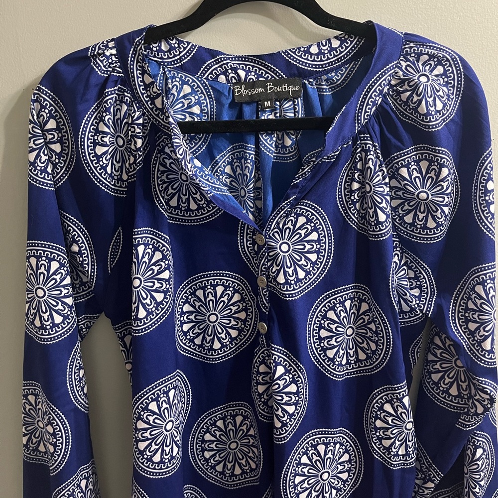 Blue and white printed dress🤍💙